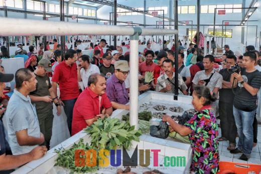 Walikota Gunungsitoli Kunjungi Pasar Rakyat