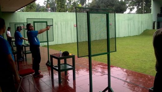 Irdam I/BB Jawara Lomba Menembak HUT TNI ke-72