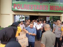 Polrestabes Medan Galang Dana Bantuan Secara Spontan