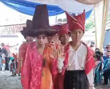 Desa Sampe Raya Gelar Pesta Budaya Etnis